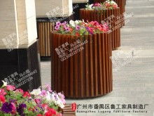  建德市恒辉工艺制品厂 主营 玻璃钢花盆 花槽 机